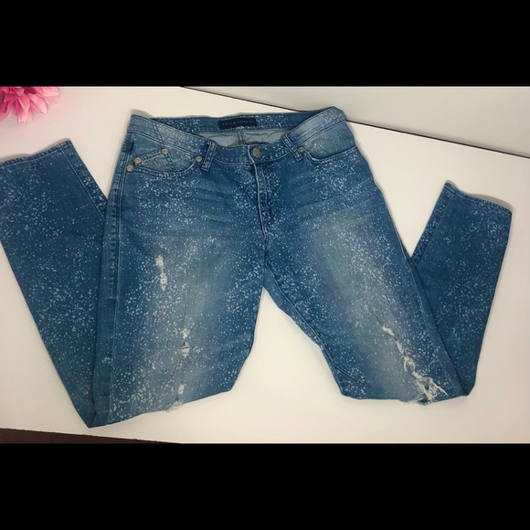 Rock & Republic distress jeans size 10. (B1) - Picture 7 of 13